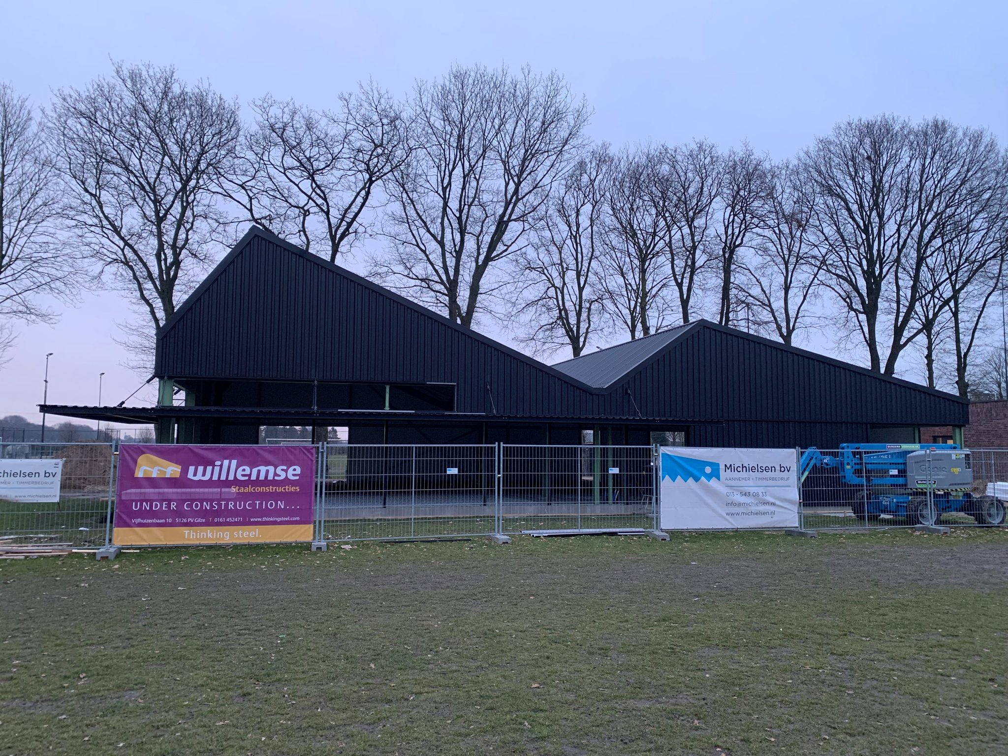 Een clubhuis om trots op te zijn – de bouw gaat als een speer!