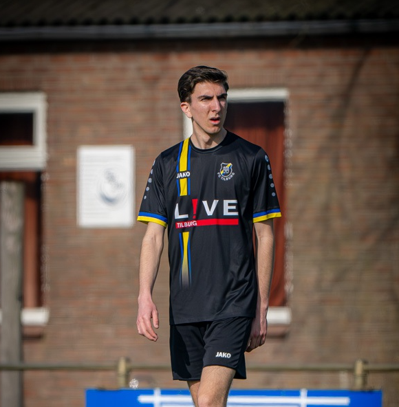 Heren 1 Dendert Door: Zege in Lage Mierde